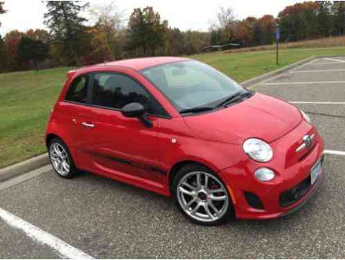 Fiat 500 Abarth Hatchback 2-Door (2013)