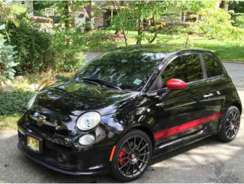 Fiat 500 Abarth Hatchback 2-Door (2013)