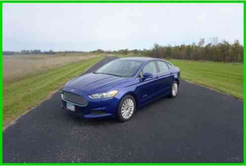 Ford Fusion SE (2013)