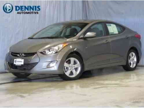 Hyundai Elantra -- (2013)