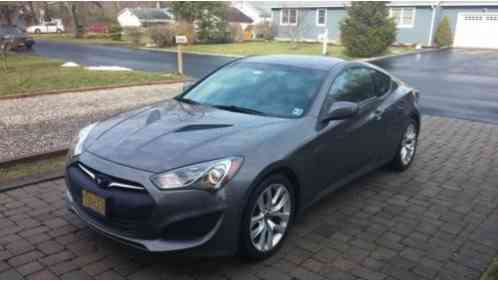 2013 Hyundai Genesis 2 Door 2. T Auto