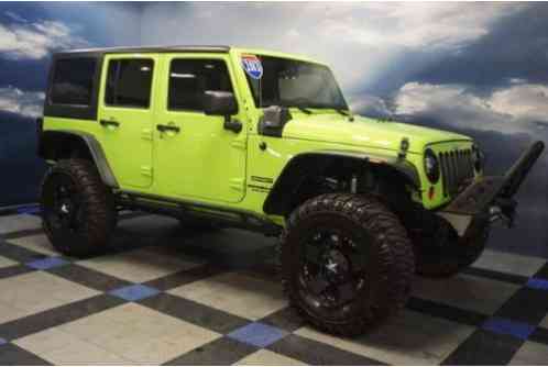 Jeep Wrangler Sport 4x4 4dr SUV (2013)