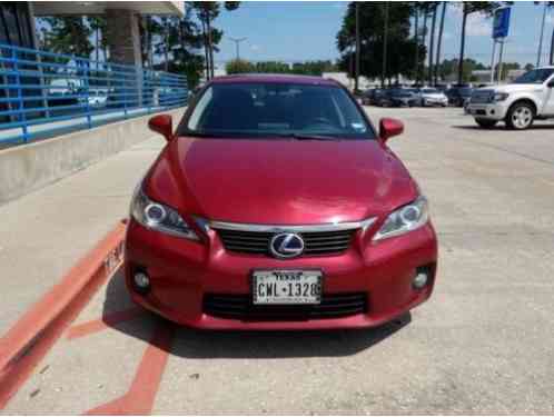 Lexus CT 200h Premium Pkg w/Nav (2013)