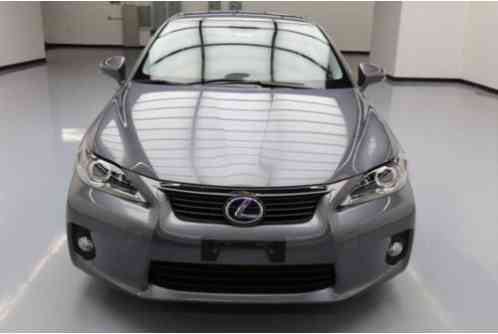 Lexus CT Base Hatchback 4-Door (2013)