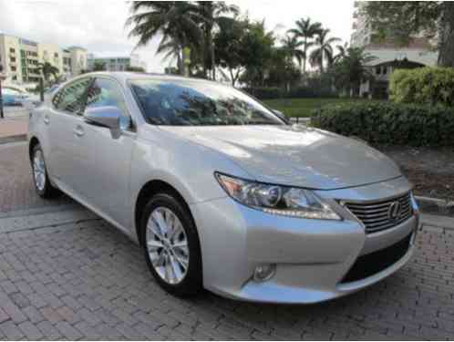 Lexus ES 4dr Sedan Hybrid (2013)