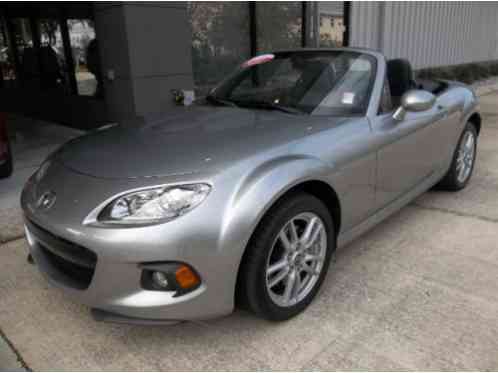 Mazda MX-5 Miata Sport MT (2013)