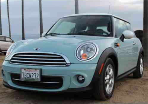 Mini Cooper Coupe Coupe 2-Door (2013)