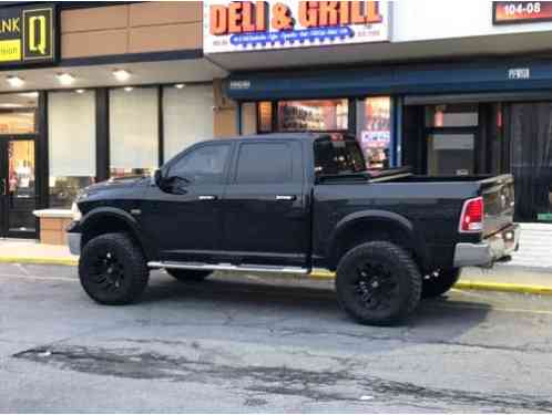 Ram 1500 Laramie (2013)