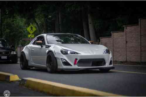 Scion FR-S (2013)