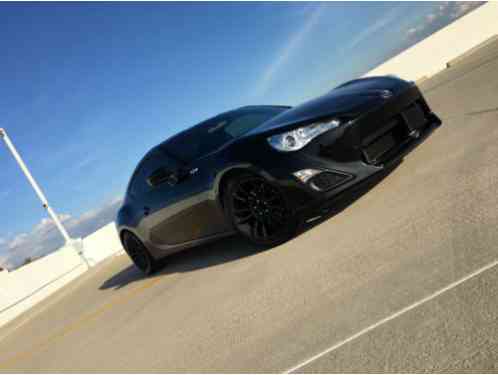 Scion FR-S Base (2013)