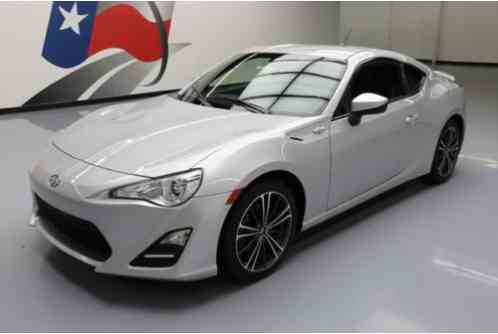 Scion FR-S Base Coupe 2-Door (2013)