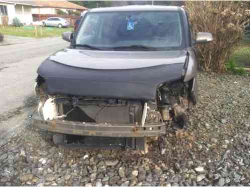 Scion xB 5 Door Wagon (2013)