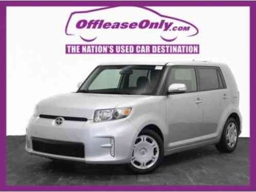 Scion xB Hatchback FWD (2013)