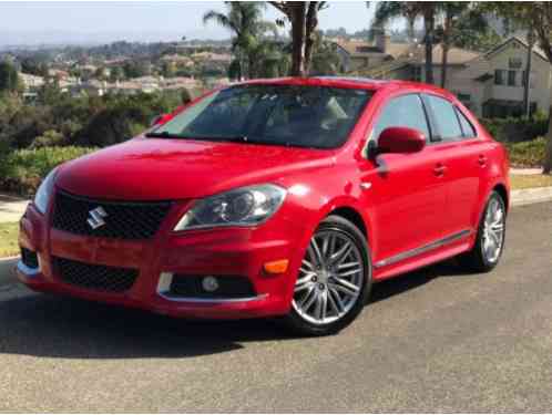 2013 Suzuki Kizashi Sport SLS