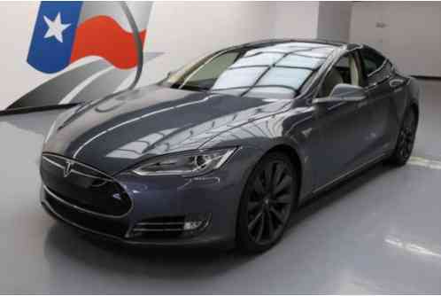 Tesla Model S (2013)