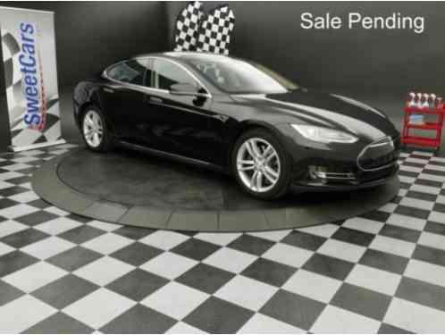 Tesla Model S 4dr Sedan Performance (2013)