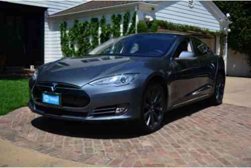 Tesla Model S 4dr Sedan Performance (2013)