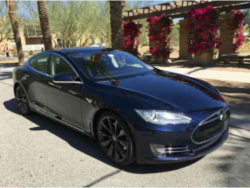 Tesla Model S Chrome (2013)