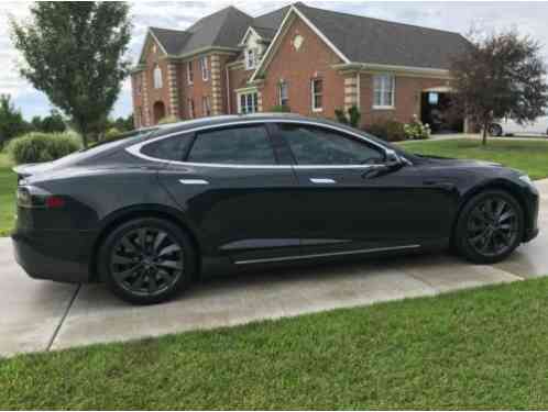 Tesla Model S P85 (2013)