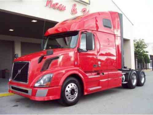 2013 Volvo VNL670 --