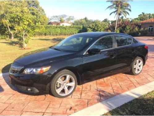 Acura ILX 2. 0L technology package (2014)