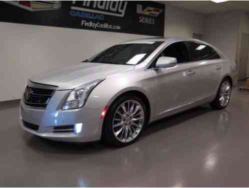 Cadillac XTS -- (2014)