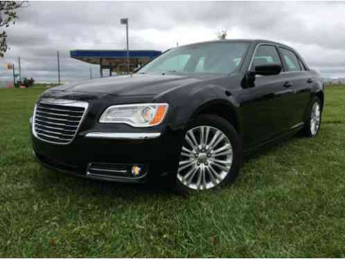 Chrysler 300 Series Sedan AWD (2014)