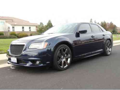 2014 Chrysler 300 Series SRT