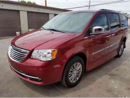 Chrysler Town & Country (2014)