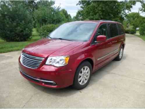 Chrysler Town & Country Touring (2014)