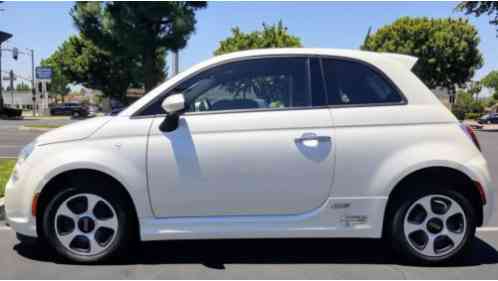 Fiat 500e -- (2014)