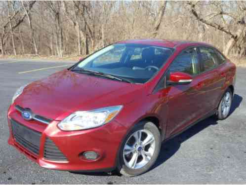 Ford Focus SE Sedan 4-Door NO (2014)