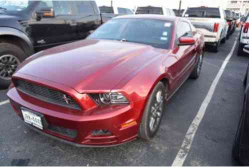 2014 Ford Mustang V6