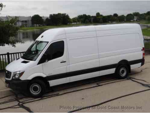 Freightliner Sprinter 2500 Cargo (2014)