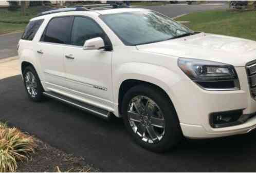 GMC Acadia Denali (2014)