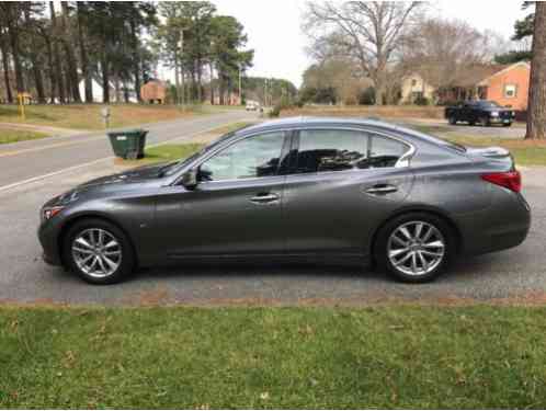 Infiniti Q50 (2014)