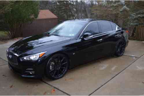 Infiniti Q50 Premium Sedan 4-Door (2014)