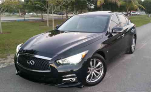 Infiniti Q50 PREMIUM SPECIAL (2014)