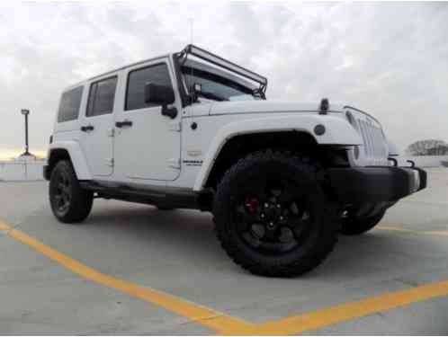 2014 Jeep Wrangler Unlimited Sahara 4x4