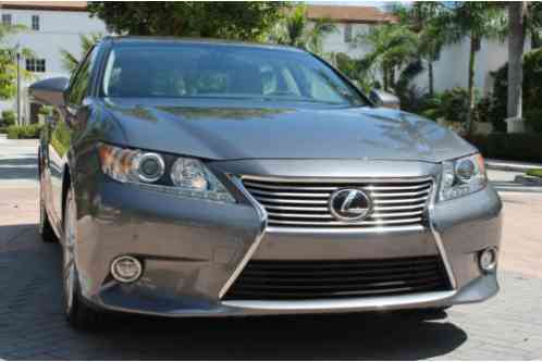 2014 Lexus ES Base Sedan 4-Door