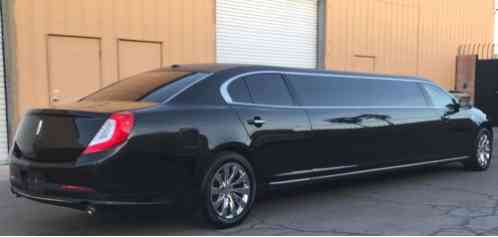 Lincoln MKT CUSTOM MKS LIMOUSINE (2014)