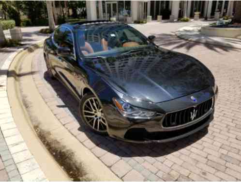 2014 Maserati Ghibli S Q4 Sedan 4-Door