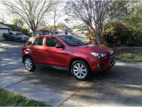 Mitsubishi Outlander Sport (2014)