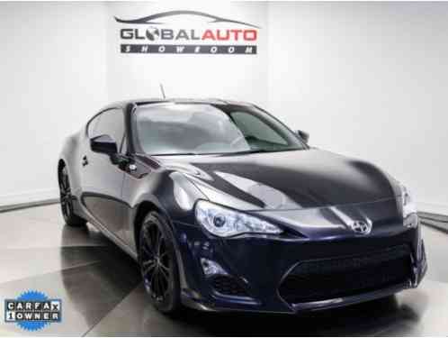 Scion FR-S -- (2014)