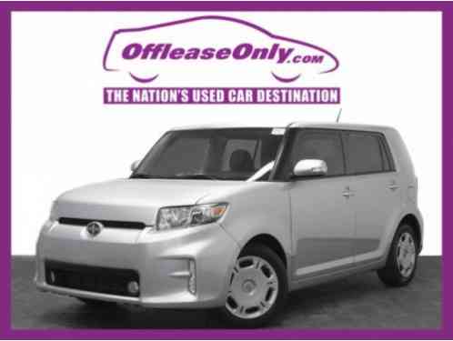 Scion xB Hatchback FWD (2014)