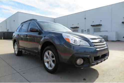 Subaru Outback 2. 5i Limited with (2014)