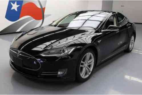 Tesla Model S (2014)