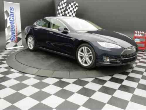 Tesla Model S 4dr Sedan (2014)