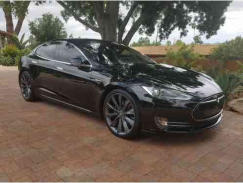 Tesla Model S P85+ (2014)