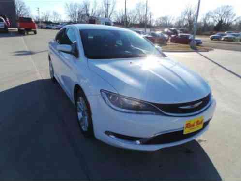 Chrysler 200 Series Limited (2015)